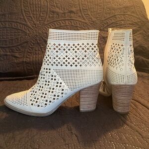 Franco Sarto Women's Damsel Fashion Boot White Leather